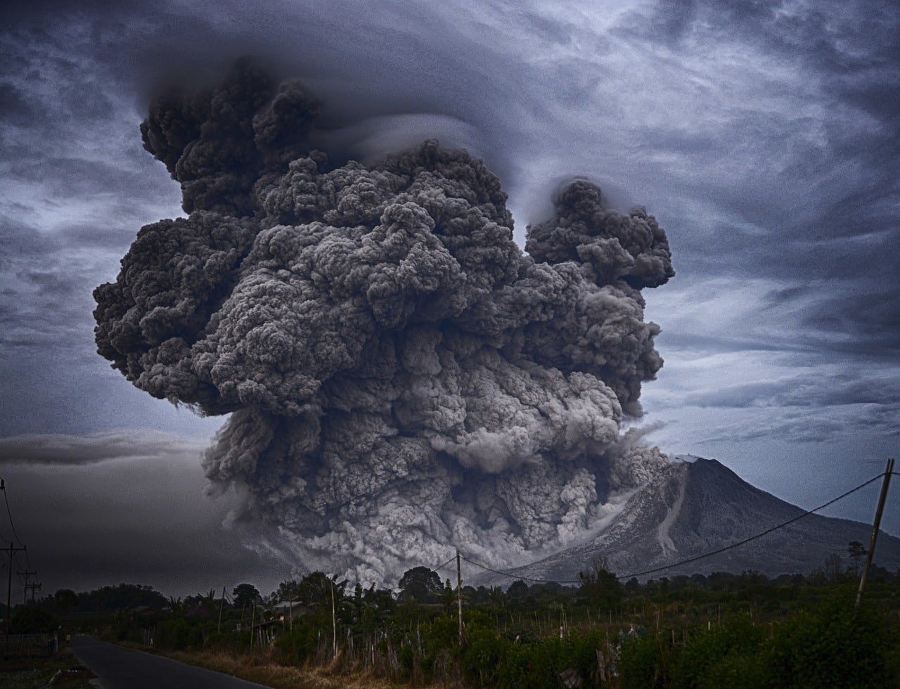 ashes, volcano, eruption-1867440.jpg